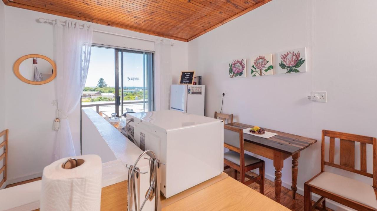 Suikerbekkie Apartment สตรุยส์บาย ภายนอก รูปภาพ
